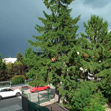 Zita Apartman * Balatonalmádi