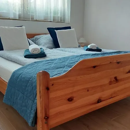 Zita Apartman Διαμέρισμα Balatonalmádi